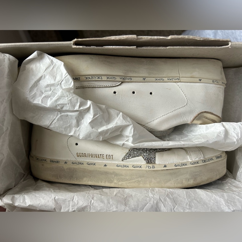Golden Goose sneakers size 39 (US 9)